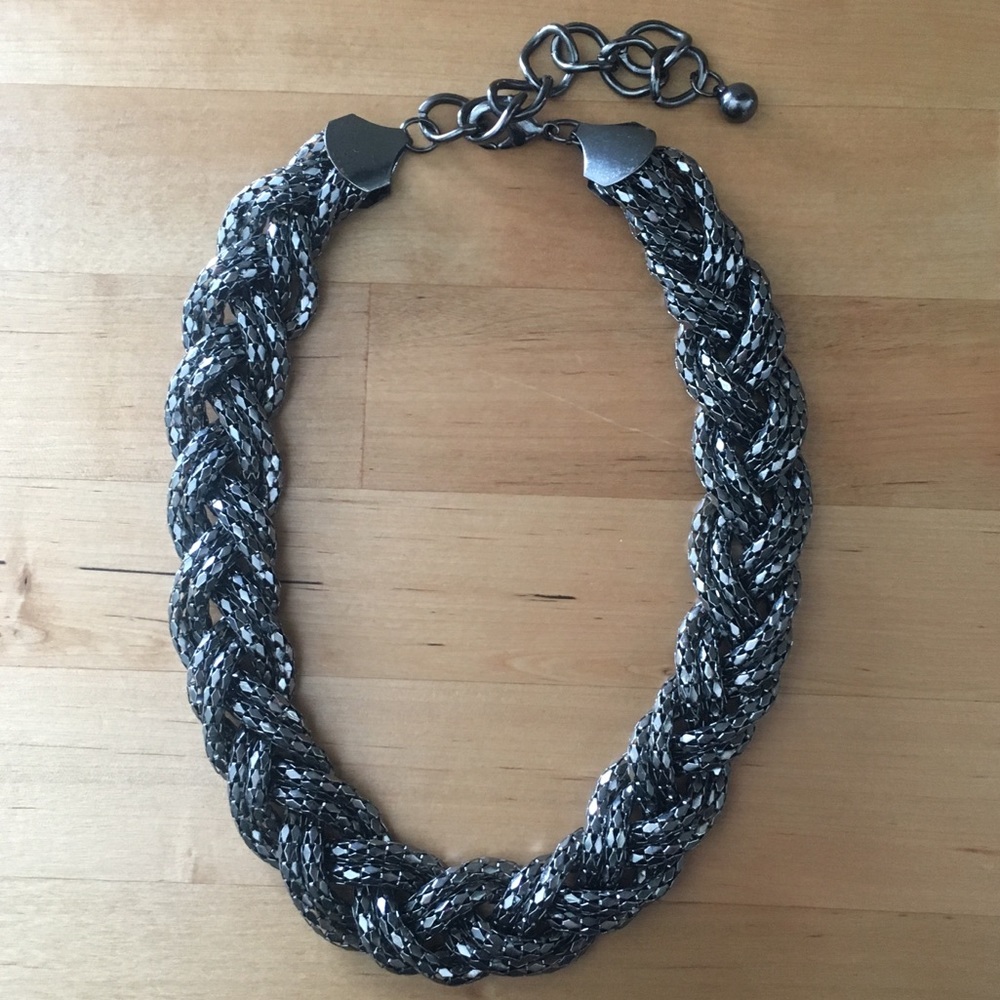 Express metallic braided chain necklace — black